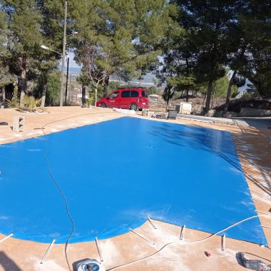 Cobertor Piscina | Ferretería Salinetas